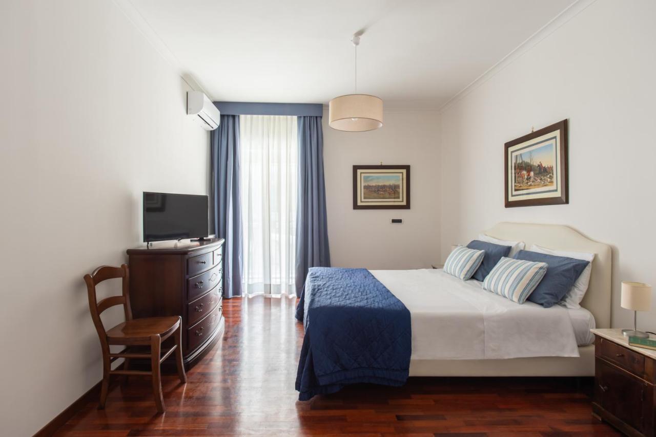 Residence Chiatamone 53 Napoli Ngoại thất bức ảnh